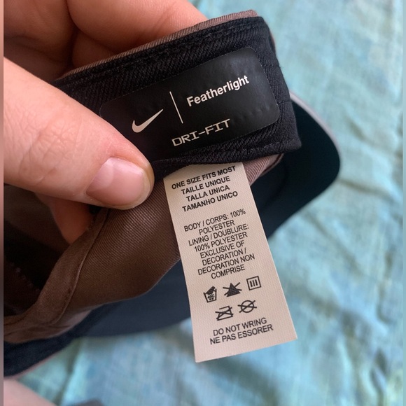 Nike Women’s Featherlight Mauve Purple Dri-fit Running Cap - Picture 5 of 7